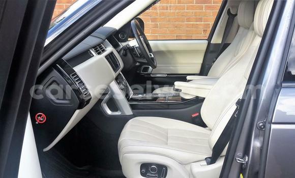 Acheter Occasion Voiture Land Rover Range Rover Vogue Autre à Mont Buxton, Grand Victoria Acheter Occasion Voiture Land Rover Range Rover Vogue Autre à Mont Buxton, Grand Victoria