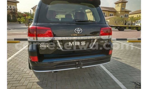 Buy Import Toyota Land Cruiser Black Car in Import - Dubai in East Mahé Buy Import Toyota Land Cruiser Black Car in Import - Dubai in East Mahé