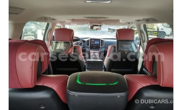 Buy Import Toyota Land Cruiser Black Car in Import - Dubai in East Mahé Buy Import Toyota Land Cruiser Black Car in Import - Dubai in East Mahé