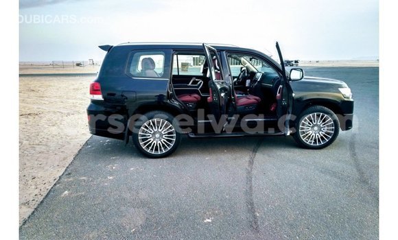 Buy Import Toyota Land Cruiser Black Car in Import - Dubai in East Mahé Buy Import Toyota Land Cruiser Black Car in Import - Dubai in East Mahé