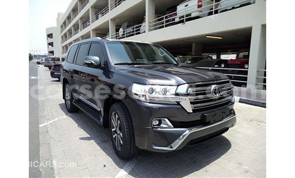 Buy Import Toyota Land Cruiser Other Car in Import - Dubai in East Mahé Buy Import Toyota Land Cruiser Other Car in Import - Dubai in East Mahé