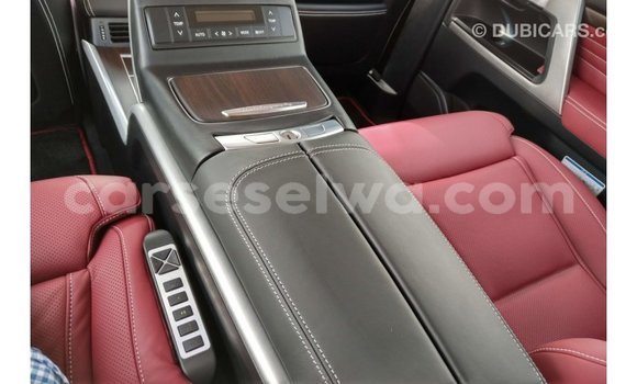 Buy Import Toyota Land Cruiser Black Car in Import - Dubai in East Mahé Buy Import Toyota Land Cruiser Black Car in Import - Dubai in East Mahé