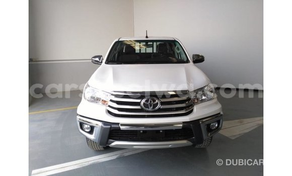 Buy Import Toyota Hilux White Car in Import - Dubai in East Mahé Buy Import Toyota Hilux White Car in Import - Dubai in East Mahé