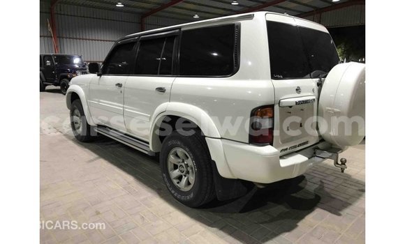 Buy Import Nissan Patrol White Car in Import - Dubai in East Mahé Buy Import Nissan Patrol White Car in Import - Dubai in East Mahé