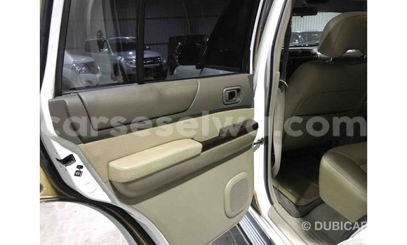 Buy Import Nissan Patrol White Car in Import - Dubai in East Mahé Buy Import Nissan Patrol White Car in Import - Dubai in East Mahé