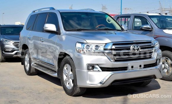 Acheter Import Voiture Toyota Land Cruiser Autre à Import - Dubai, East Mahé Acheter Import Voiture Toyota Land Cruiser Autre à Import - Dubai, East Mahé