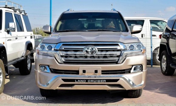 Acheter Import Voiture Toyota Land Cruiser Autre à Import - Dubai, East Mahé Acheter Import Voiture Toyota Land Cruiser Autre à Import - Dubai, East Mahé