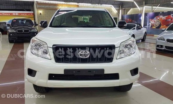 Acheter Import Voiture Toyota Prado Blanc à Import - Dubai, East Mahé Acheter Import Voiture Toyota Prado Blanc à Import - Dubai, East Mahé