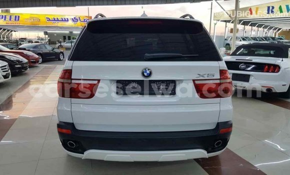 Acheter Import Voiture BMW X5 Blanc à Import - Dubai, East Mahé Acheter Import Voiture BMW X5 Blanc à Import - Dubai, East Mahé