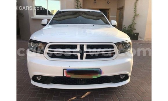 Acheter Import Voiture Dodge Durango Blanc à Import - Dubai, East Mahé Acheter Import Voiture Dodge Durango Blanc à Import - Dubai, East Mahé