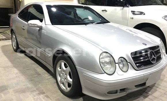 Buy Import Mercedes‒Benz 190 (W201) Other Car in Import - Dubai in East Mahé Buy Import Mercedes‒Benz 190 (W201) Other Car in Import - Dubai in East Mahé