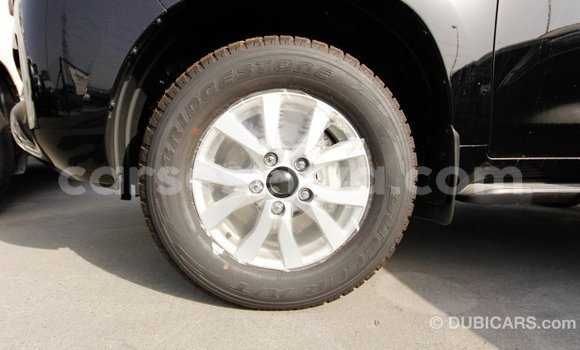 Acheter Import Voiture Toyota Land Cruiser Noir à Import - Dubai, East Mahé Acheter Import Voiture Toyota Land Cruiser Noir à Import - Dubai, East Mahé