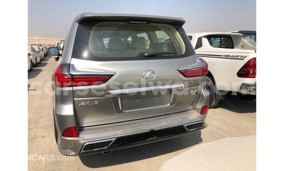 Acheter Import Voiture Lexus LX Autre à Import - Dubai, East Mahé Acheter Import Voiture Lexus LX Autre à Import - Dubai, East Mahé