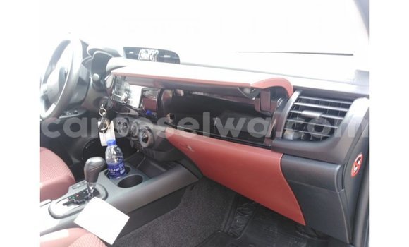 Buy Import Toyota Hilux Other Car in Import - Dubai in East Mahé Buy Import Toyota Hilux Other Car in Import - Dubai in East Mahé