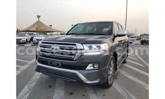 Acheter Import Voiture Toyota Land Cruiser Autre à Import - Dubai, East Mahé Acheter Import Voiture Toyota Land Cruiser Autre à Import - Dubai, East Mahé
