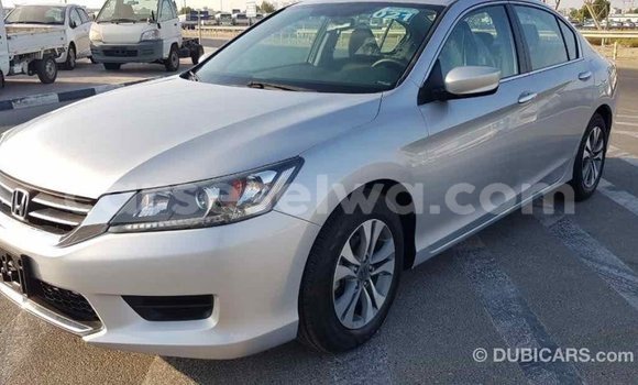 Acheter Import Voiture Honda Accord Autre à Import - Dubai, East Mahé Acheter Import Voiture Honda Accord Autre à Import - Dubai, East Mahé