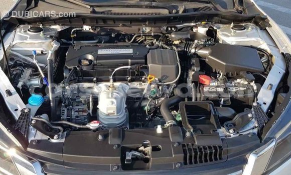 Acheter Import Voiture Honda Accord Autre à Import - Dubai, East Mahé Acheter Import Voiture Honda Accord Autre à Import - Dubai, East Mahé