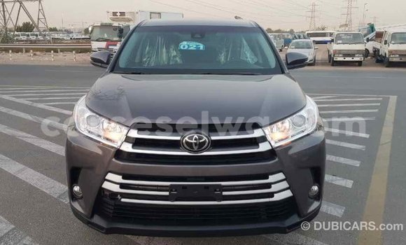 Acheter Import Voiture Toyota Highlander Autre à Import - Dubai, East Mahé Acheter Import Voiture Toyota Highlander Autre à Import - Dubai, East Mahé