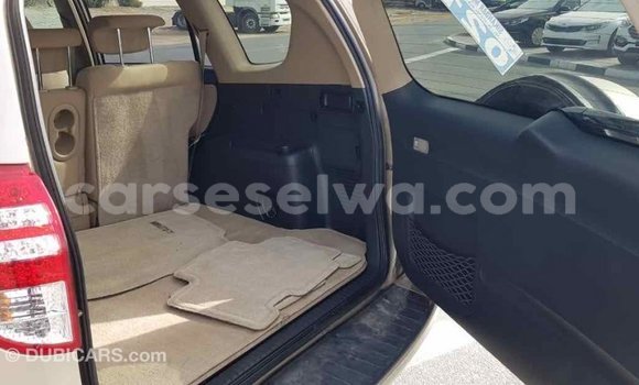 Acheter Import Voiture Toyota RAV4 Autre à Import - Dubai, East Mahé Acheter Import Voiture Toyota RAV4 Autre à Import - Dubai, East Mahé