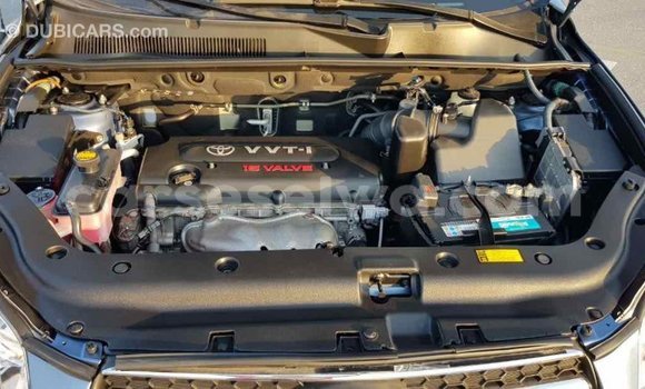 Acheter Import Voiture Toyota RAV4 Bleu à Import - Dubai, East Mahé Acheter Import Voiture Toyota RAV4 Bleu à Import - Dubai, East Mahé