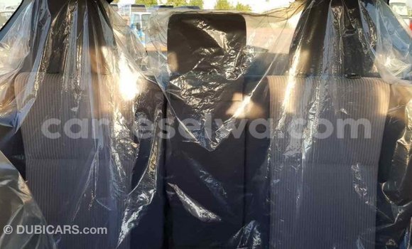 Acheter Import Voiture Toyota RAV4 Blanc à Import - Dubai, East Mahé Acheter Import Voiture Toyota RAV4 Blanc à Import - Dubai, East Mahé