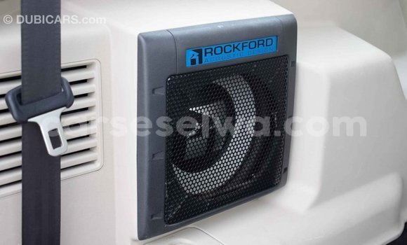 Acheter Import Voiture Mitsubishi Pajero Noir à Import - Dubai, East Mahé Acheter Import Voiture Mitsubishi Pajero Noir à Import - Dubai, East Mahé