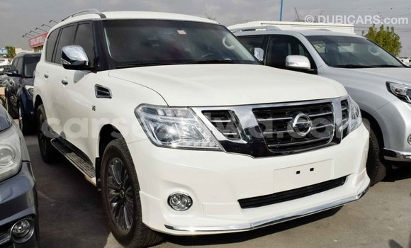 Acheter Import Voiture Nissan Patrol Blanc à Import - Dubai, East Mahé Acheter Import Voiture Nissan Patrol Blanc à Import - Dubai, East Mahé