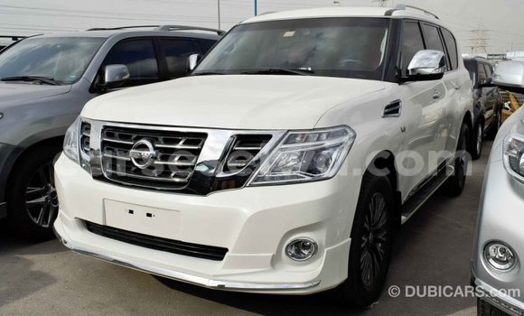 Acheter Import Voiture Nissan Patrol Blanc à Import - Dubai, East Mahé Acheter Import Voiture Nissan Patrol Blanc à Import - Dubai, East Mahé