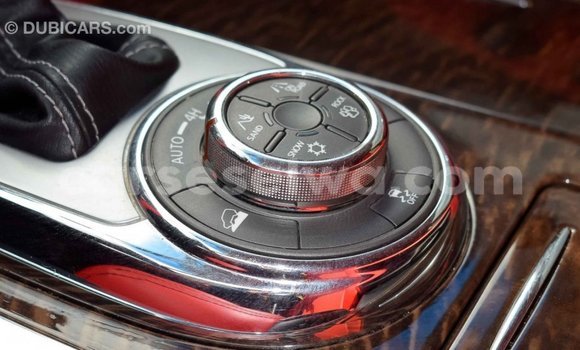 Acheter Import Voiture Nissan Patrol Blanc à Import - Dubai, East Mahé Acheter Import Voiture Nissan Patrol Blanc à Import - Dubai, East Mahé