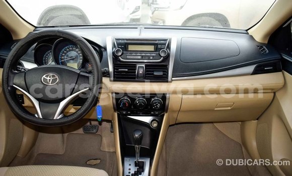 Acheter Import Voiture Toyota Yaris Blanc à Import - Dubai, East Mahé Acheter Import Voiture Toyota Yaris Blanc à Import - Dubai, East Mahé