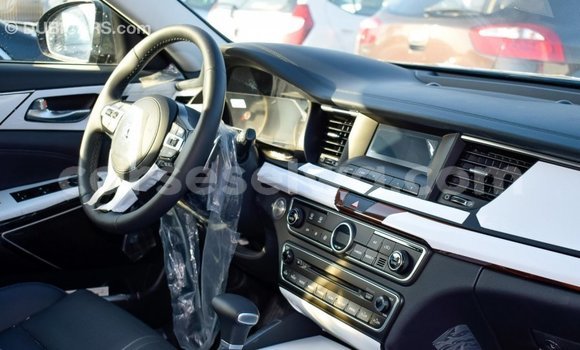 Acheter Import Voiture Kia Cadenza Autre à Import - Dubai, East Mahé Acheter Import Voiture Kia Cadenza Autre à Import - Dubai, East Mahé