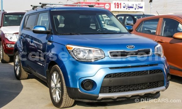 Acheter Import Voiture Kia Soul Bleu à Import - Dubai, East Mahé Acheter Import Voiture Kia Soul Bleu à Import - Dubai, East Mahé