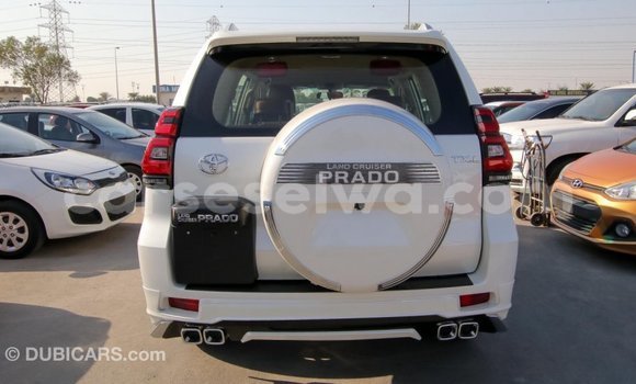 Acheter Import Voiture Toyota Prado Blanc à Import - Dubai, East Mahé Acheter Import Voiture Toyota Prado Blanc à Import - Dubai, East Mahé