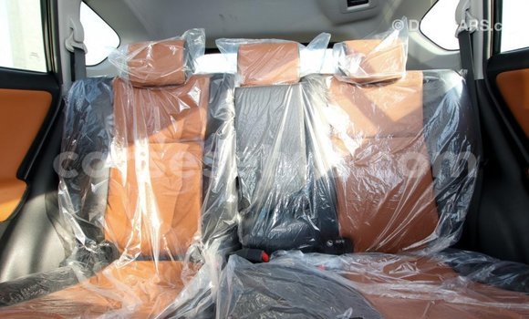 Acheter Import Voiture Toyota RAV4 Noir à Import - Dubai, East Mahé Acheter Import Voiture Toyota RAV4 Noir à Import - Dubai, East Mahé