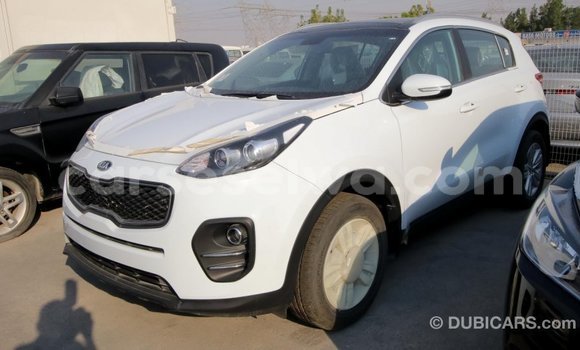 Acheter Import Voiture Kia Sportage Blanc à Import - Dubai, East Mahé Acheter Import Voiture Kia Sportage Blanc à Import - Dubai, East Mahé