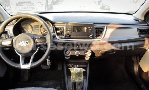 Acheter Import Voiture Kia Rio Noir à Import - Dubai, East Mahé Acheter Import Voiture Kia Rio Noir à Import - Dubai, East Mahé