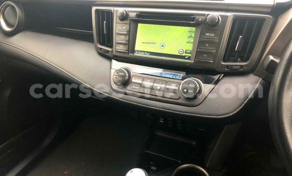 Acheter Occasion Voiture Toyota RAV4 Rouge à Beau Vallon, Nord Mahé Acheter Occasion Voiture Toyota RAV4 Rouge à Beau Vallon, Nord Mahé