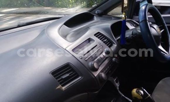 Acheter Occasion Voiture Honda Civic Bleu à Beau Vallon, Nord Mahé Acheter Occasion Voiture Honda Civic Bleu à Beau Vallon, Nord Mahé