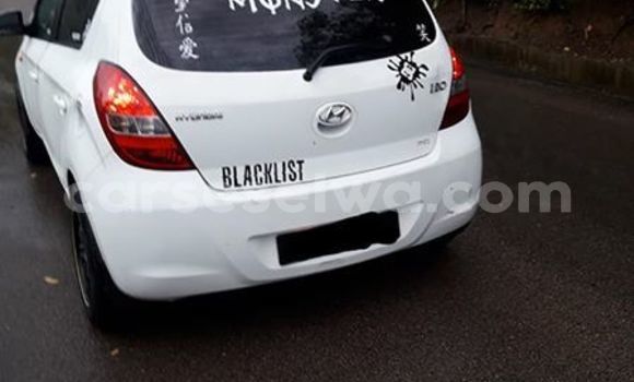 Acheter Occasion Voiture Hyundai i20 Blanc à Baie Lazare, South Mahé Acheter Occasion Voiture Hyundai i20 Blanc à Baie Lazare, South Mahé