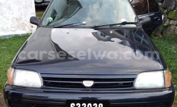 Acheter Occasion Voiture Toyota Starlet Bleu à Beau Vallon, Nord Mahé Acheter Occasion Voiture Toyota Starlet Bleu à Beau Vallon, Nord Mahé