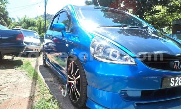 Acheter Occasion Voiture Honda Jazz Bleu à Beau Vallon, Nord Mahé Acheter Occasion Voiture Honda Jazz Bleu à Beau Vallon, Nord Mahé