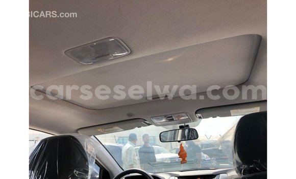 Acheter Import Voiture Hyundai Elantra Noir à Import - Dubai, East Mahé Acheter Import Voiture Hyundai Elantra Noir à Import - Dubai, East Mahé