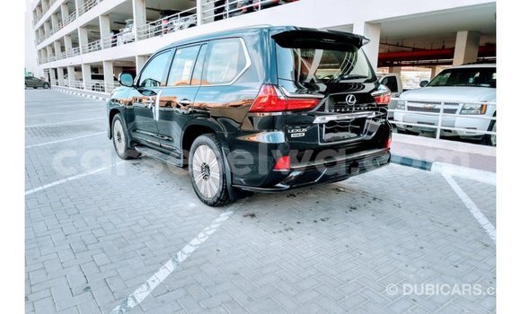 Acheter Import Voiture Lexus LX Noir à Import - Dubai, East Mahé Acheter Import Voiture Lexus LX Noir à Import - Dubai, East Mahé