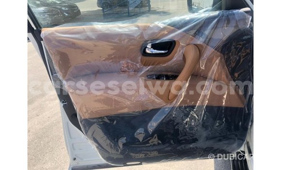 Acheter Import Voiture Nissan Patrol Blanc à Import - Dubai, East Mahé Acheter Import Voiture Nissan Patrol Blanc à Import - Dubai, East Mahé