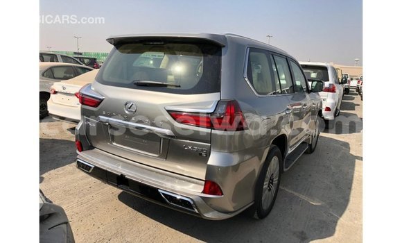Acheter Import Voiture Lexus LX Autre à Import - Dubai, East Mahé Acheter Import Voiture Lexus LX Autre à Import - Dubai, East Mahé
