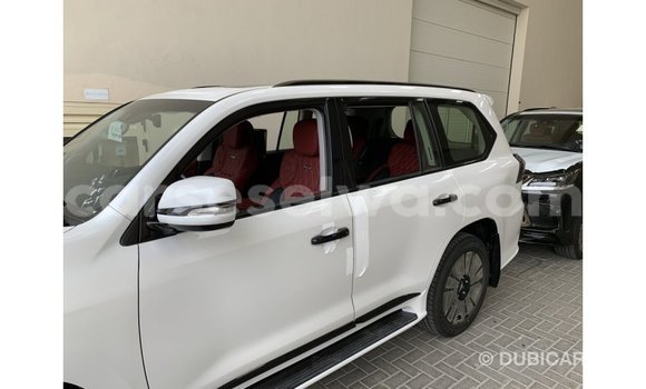 Acheter Import Voiture Lexus LX Blanc à Import - Dubai, East Mahé Acheter Import Voiture Lexus LX Blanc à Import - Dubai, East Mahé