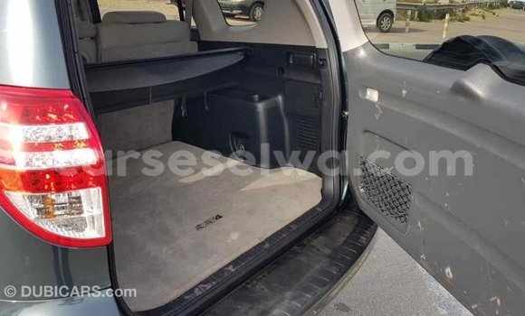 Acheter Import Utilitaire Toyota Ade Vert à Import - Dubai, East Mahé Acheter Import Utilitaire Toyota Ade Vert à Import - Dubai, East Mahé