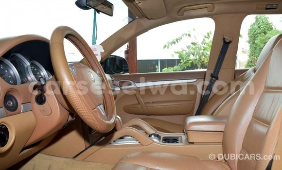 Buy Import Porsche Cayenne Green Car in Import - Dubai in East Mahé Buy Import Porsche Cayenne Green Car in Import - Dubai in East Mahé
