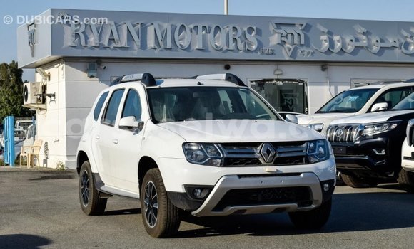 Acheter Import Voiture Renault Duster Blanc à Import - Dubai, East Mahé