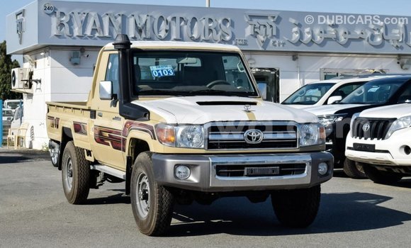 Buy Import Toyota Land Cruiser Beige Car in Import - Dubai in East Mahé Buy Import Toyota Land Cruiser Beige Car in Import - Dubai in East Mahé